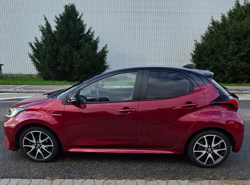 Toyota Yaris 2021 photo 3