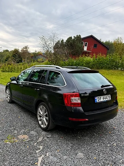 Skoda Octavia 2014 photo 3