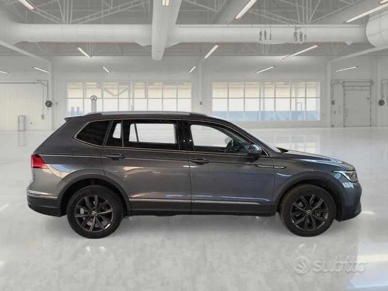Volkswagen Tiguan Allspace 2022 photo 3