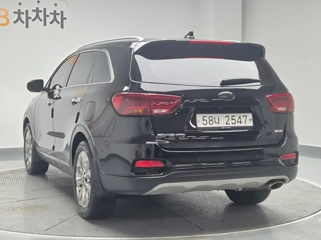 Kia Sorento 2019 photo 2
