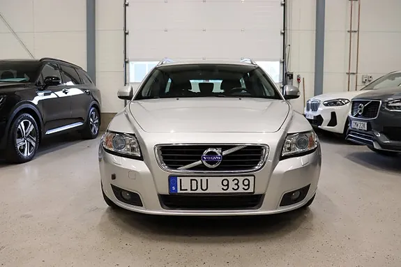 Volvo V50 2011 photo 3