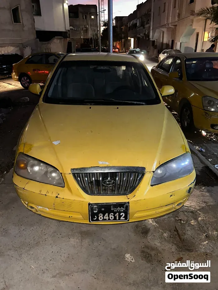 Hyundai Avante 2005 photo 3