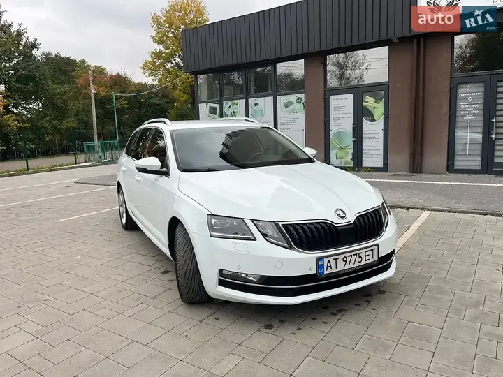Skoda Octavia 2017 photo 2