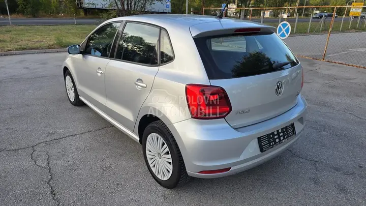 Volkswagen Polo 2016 photo 2