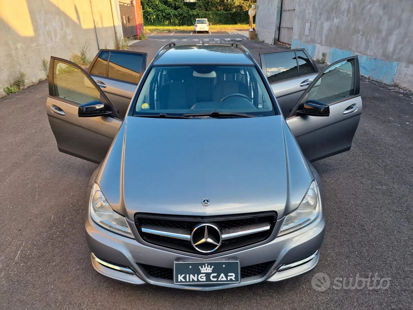Mercedes-Benz C 180