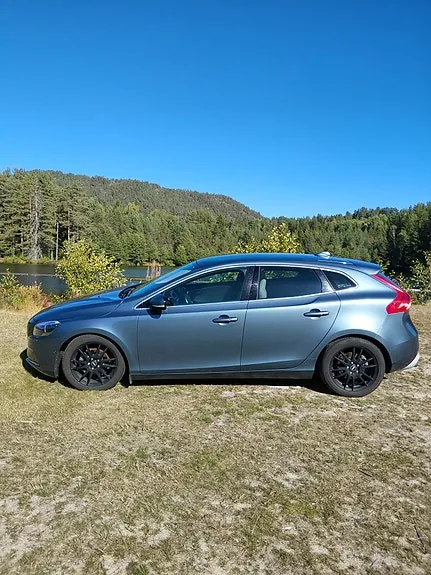 Volvo V40 2014 photo 2