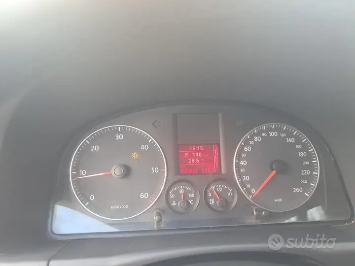 Volkswagen Touran 2007 photo 5