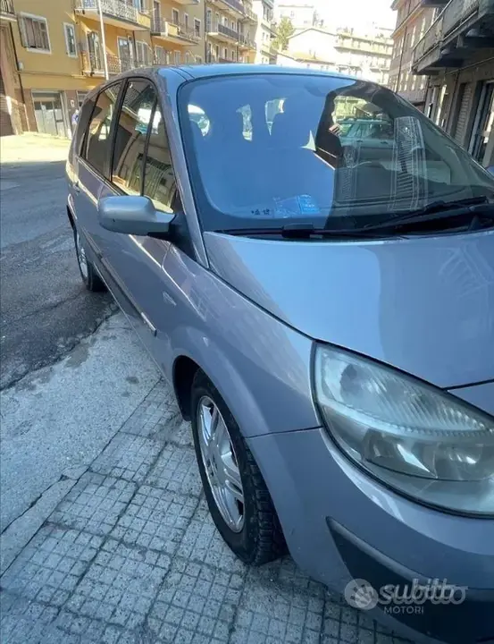 Renault Scenic 2004 photo 3