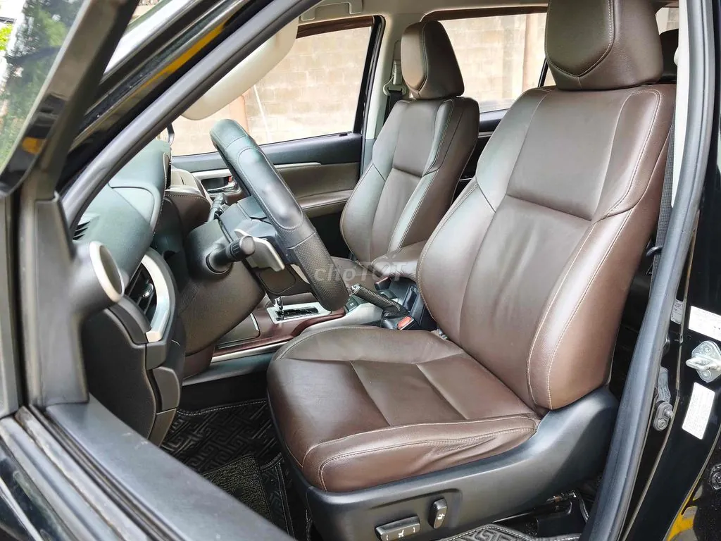 Toyota Fortuner 2017 photo 4