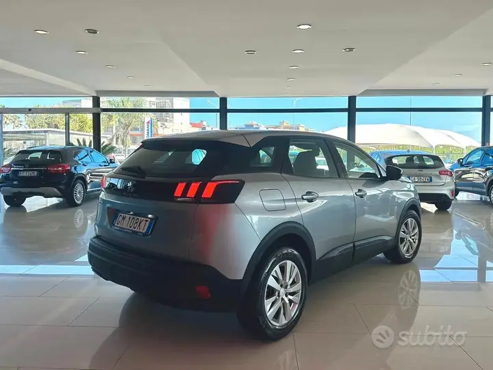 Peugeot 3008 2022 photo 3