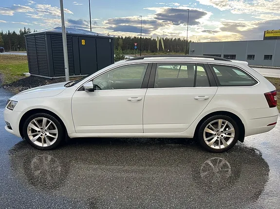 Skoda Octavia 2018 photo 3