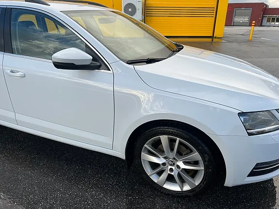 Skoda Octavia 2018 photo 4