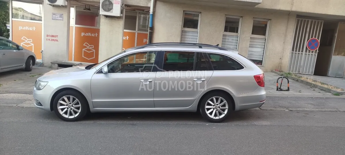 Skoda Superb 2013 photo 3