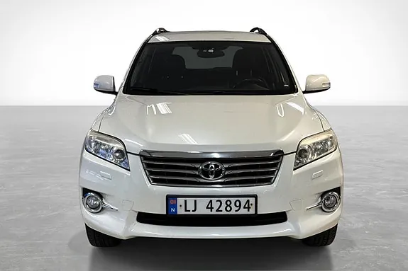 Toyota Rav4 2011 photo 2