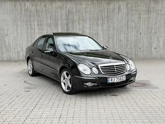 Mercedes-Benz E220 D