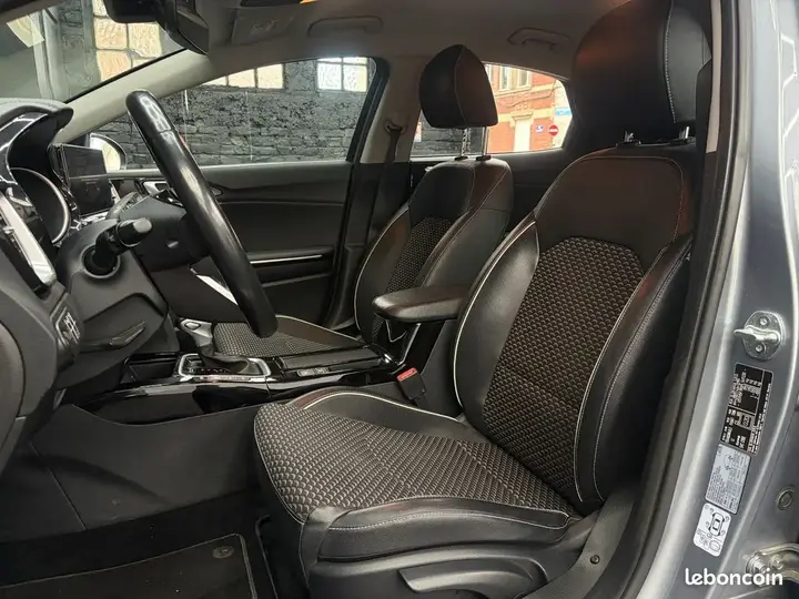 Kia Xceed 2023 photo 5