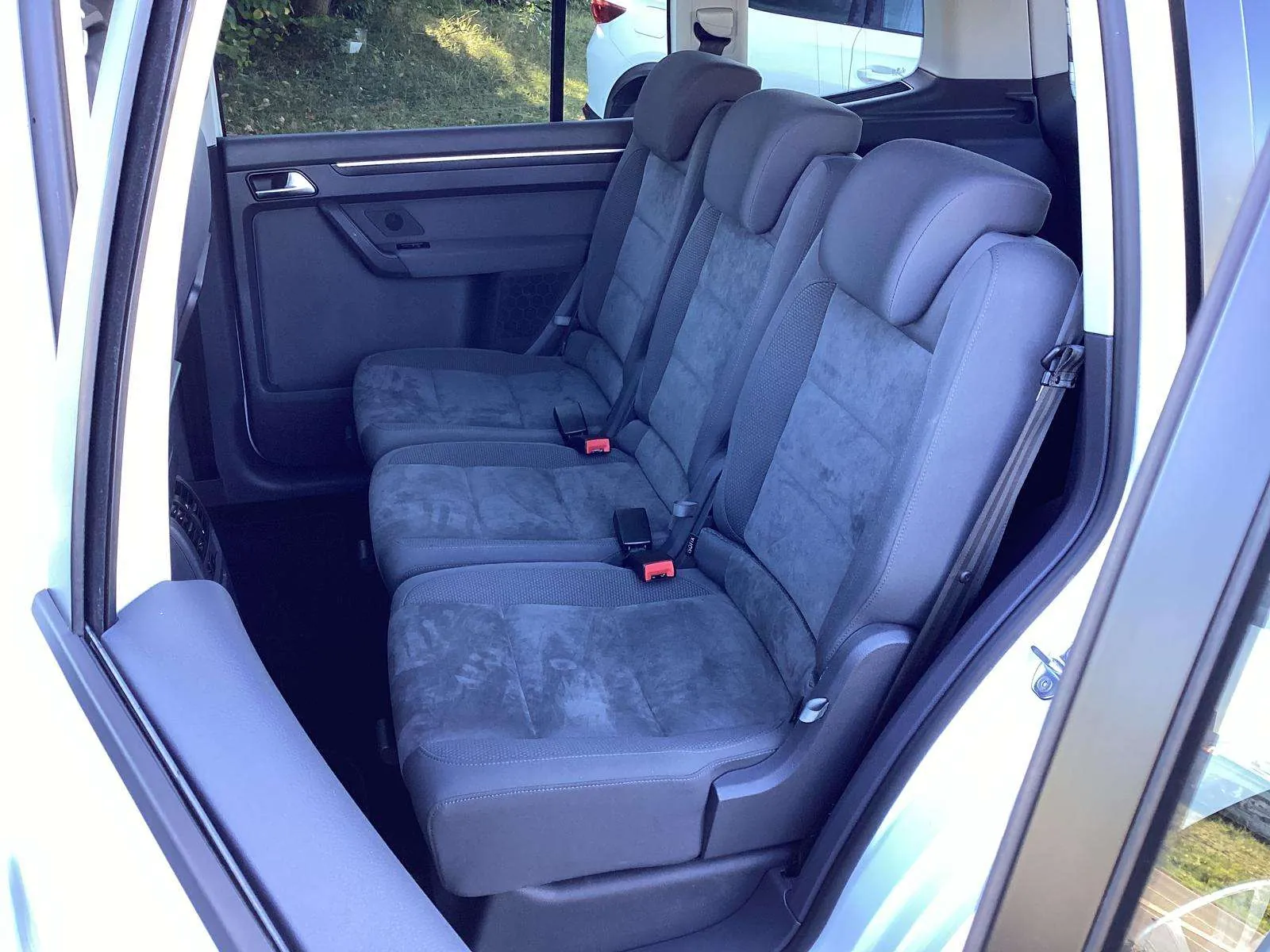 Volkswagen Touran 2014 photo 5