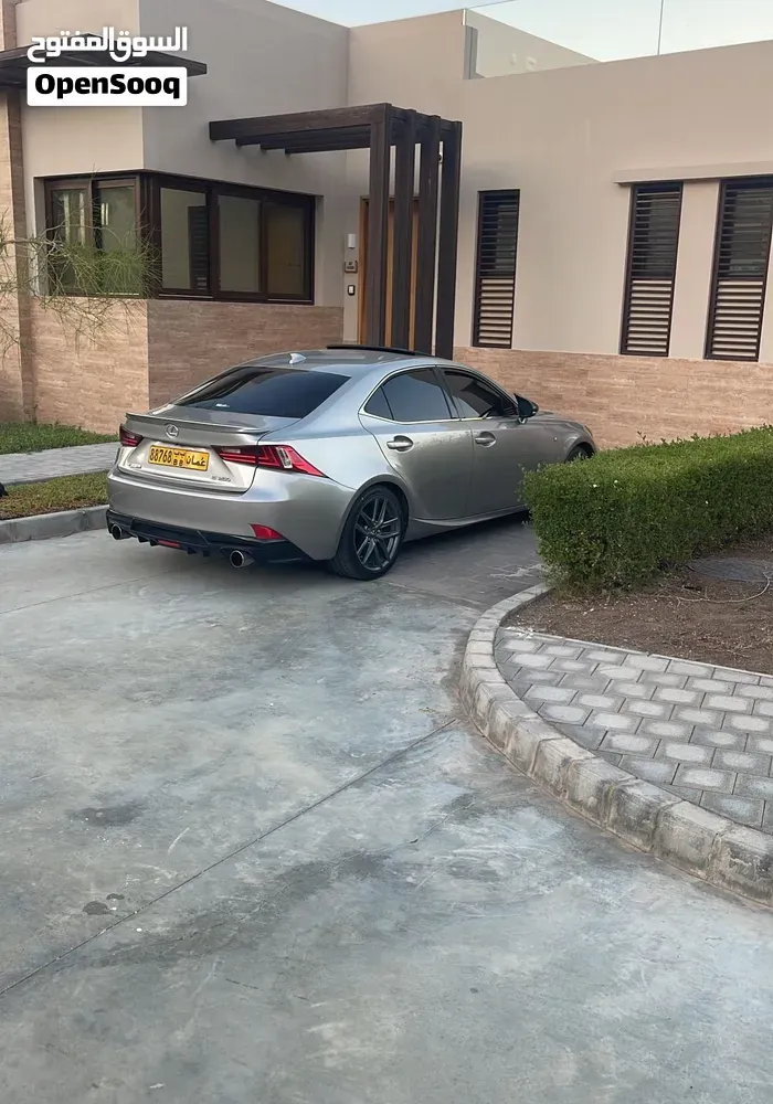 Lexus Is250