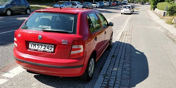 Skoda Fabia 2006 photo 3
