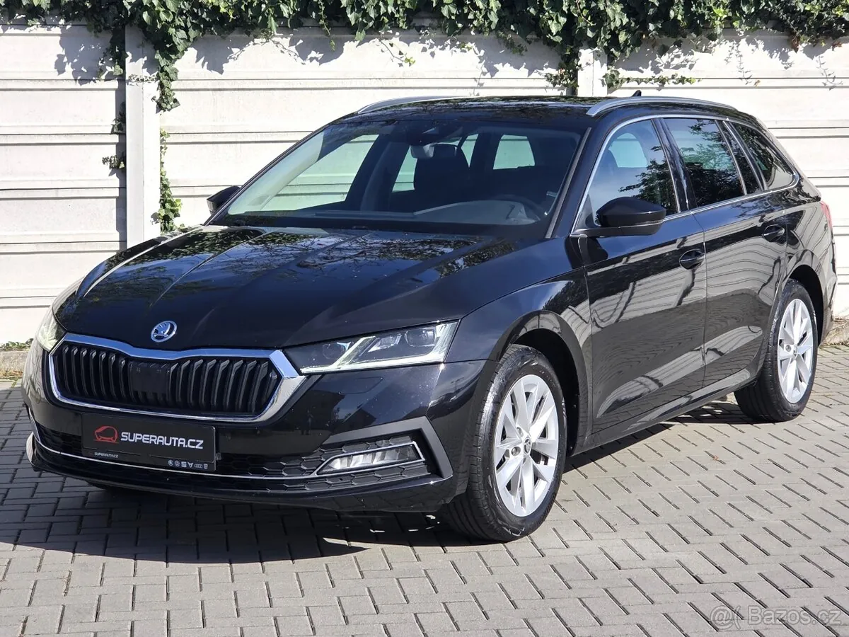 Skoda Octavia 2021 photo 3