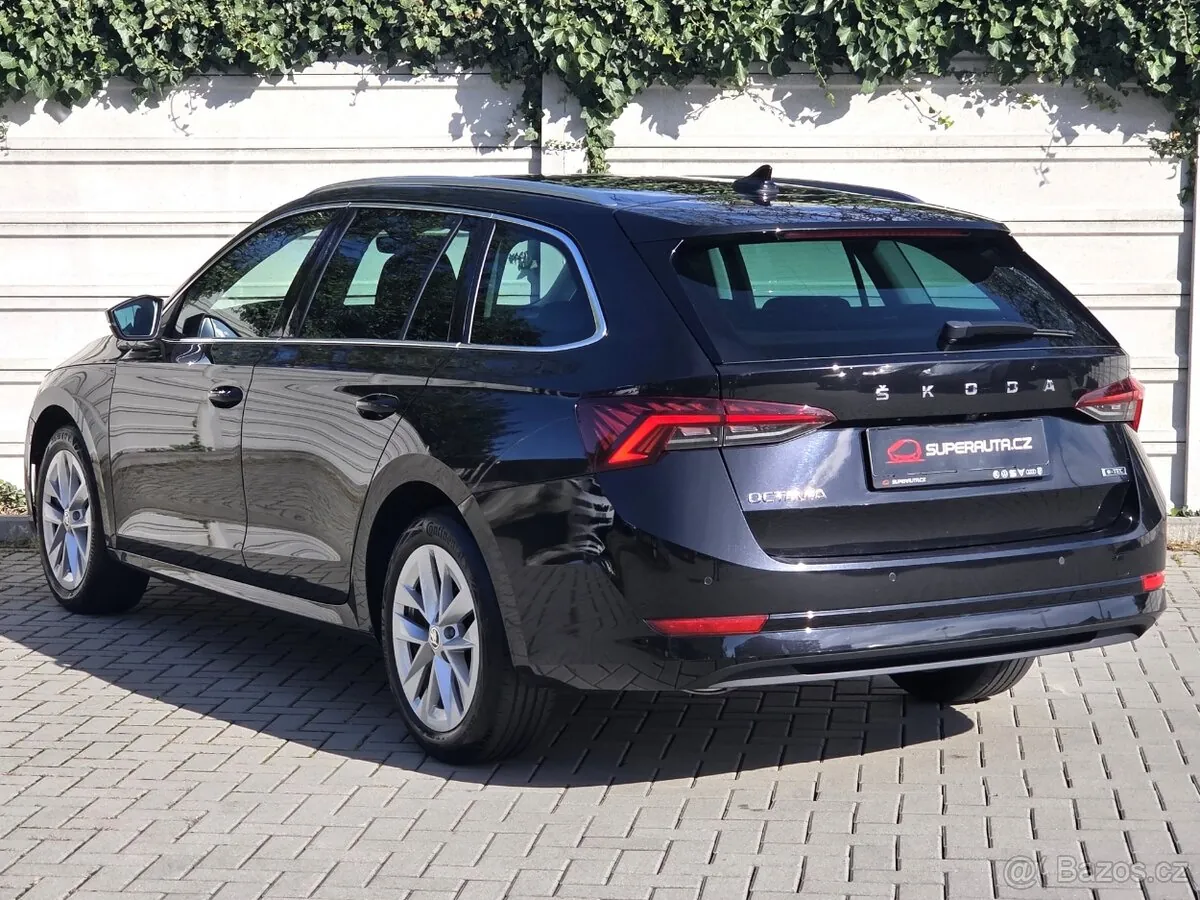 Skoda Octavia 2021 photo 4