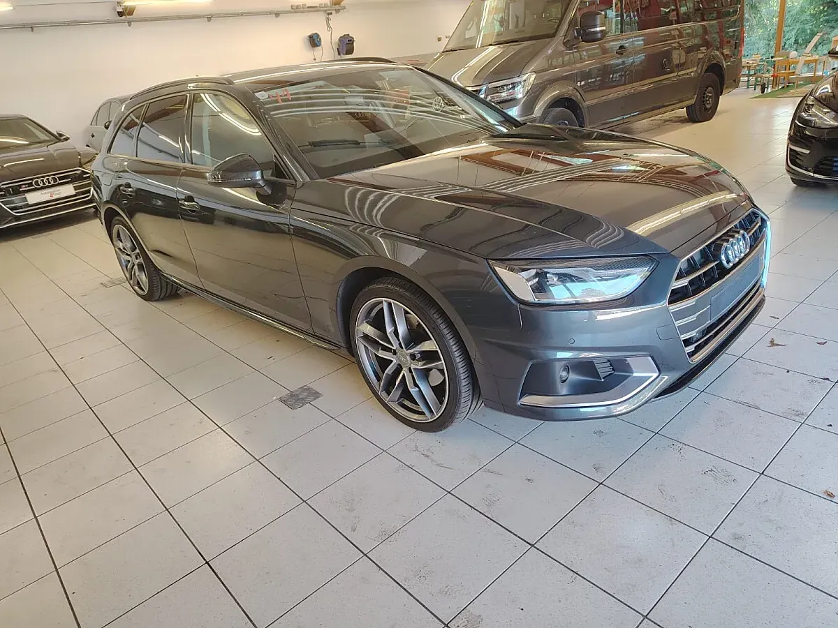 Audi A4 2020 photo 2