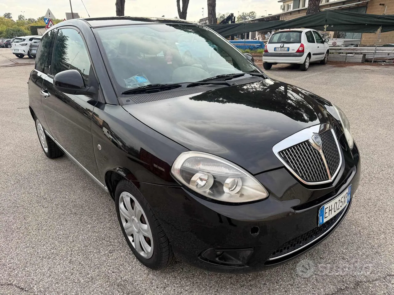 Lancia Ypsilon