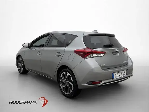 Toyota Auris 2016 photo 5