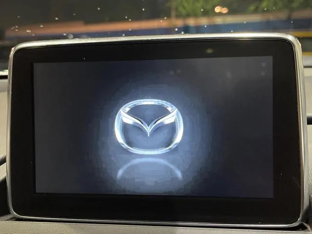 Mitsubishi Roadster 2017 photo 4