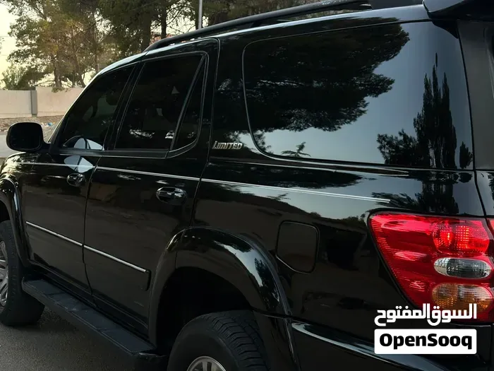 Toyota Sequoia 2004 photo 4