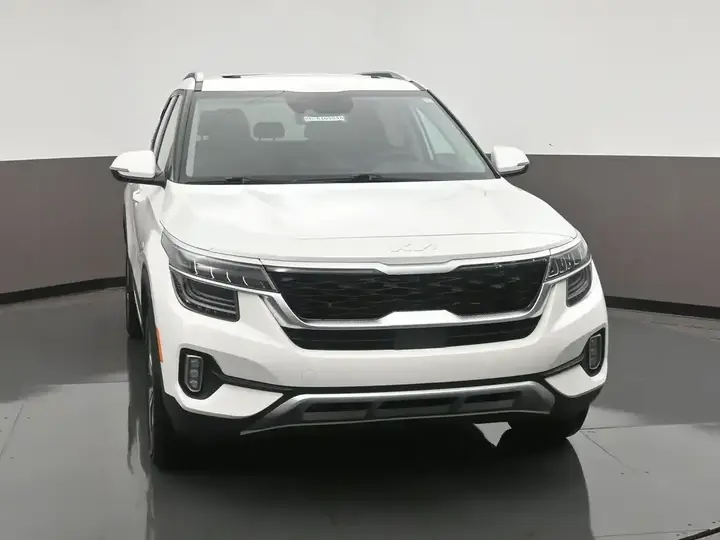 Kia Seltos 2023 photo 2