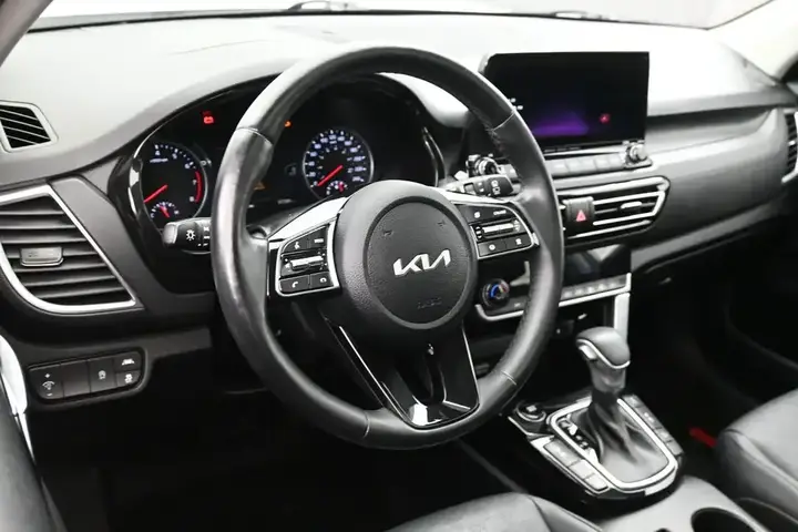 Kia Seltos 2023 photo 5