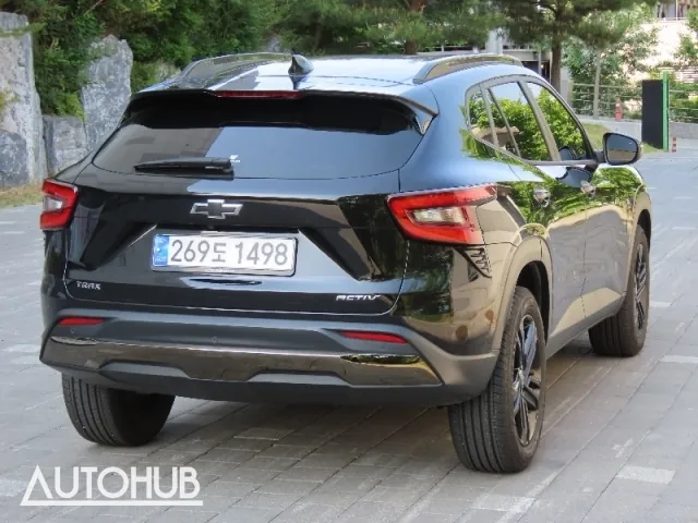 Chevrolet Trax 2023 photo 3