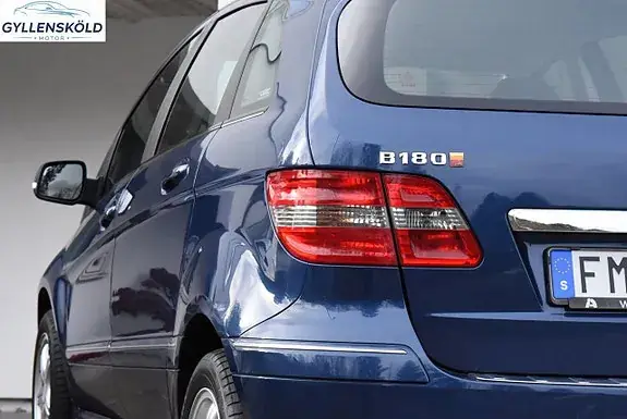 Mercedes-Benz B 180 2011 photo 5