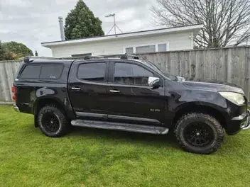 Holden Colorado 2013 photo 2