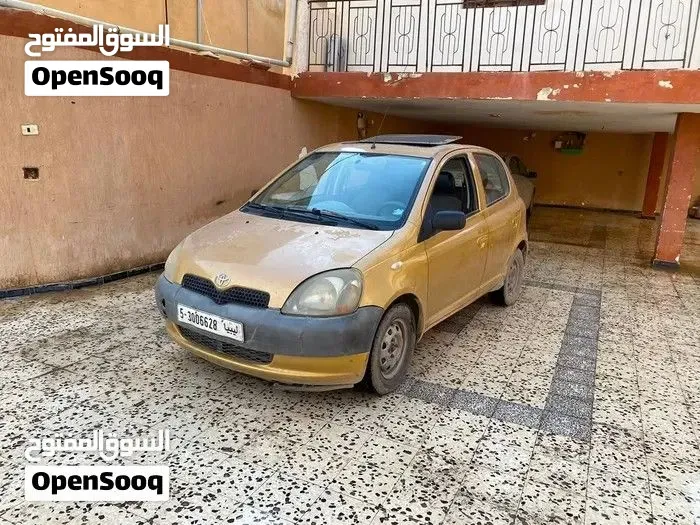 Toyota Yaris 2000 photo 4