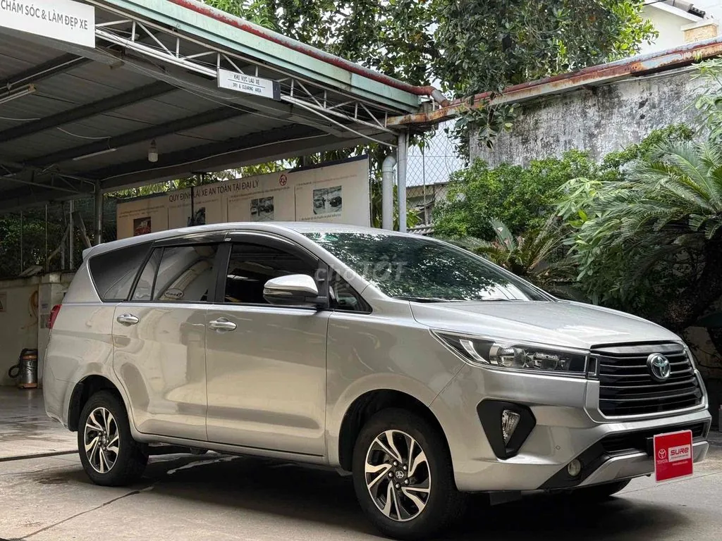 Toyota Innova 2021 photo 2
