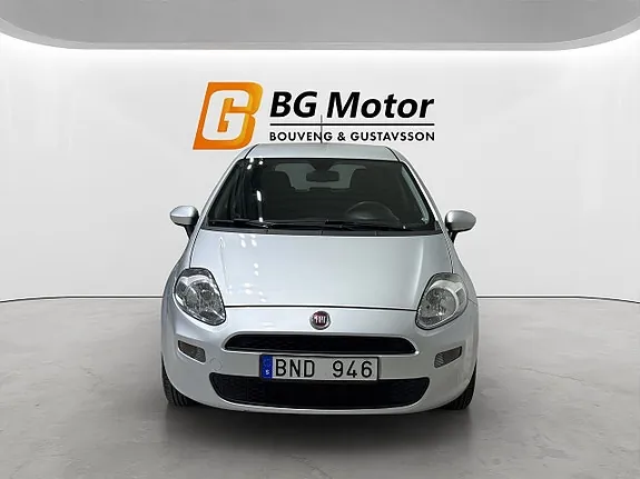 Fiat Punto 2013 photo 2