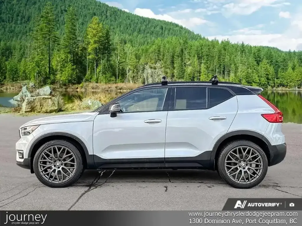 Volvo Xc40 2022 photo 3