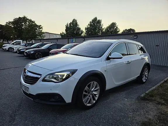 Opel Insignia Country Tourer