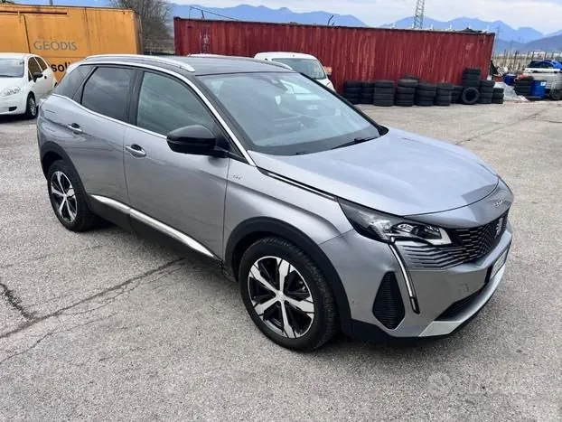 Peugeot 3008 2021 photo 2