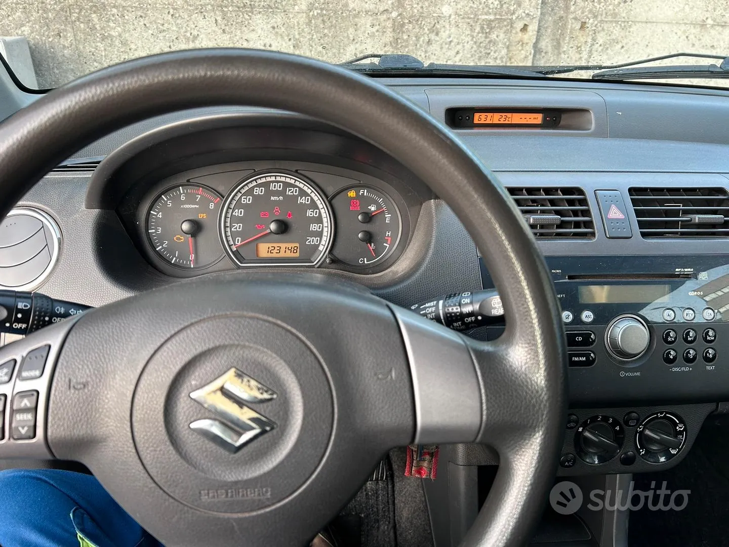 Suzuki Swift 2007 photo 3