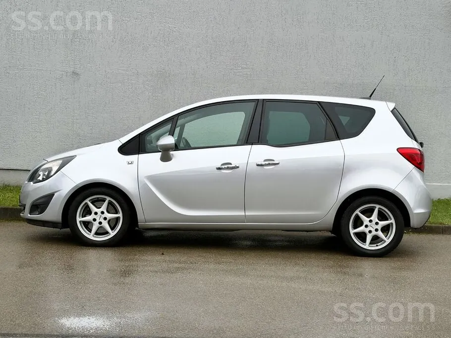 Opel Meriva 2011 photo 4
