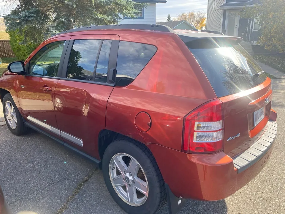Jeep Compass 2010 photo 3