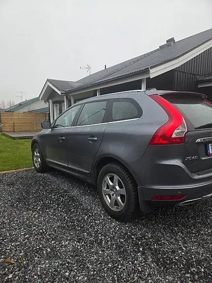 Volvo Xc60 2017 photo 4