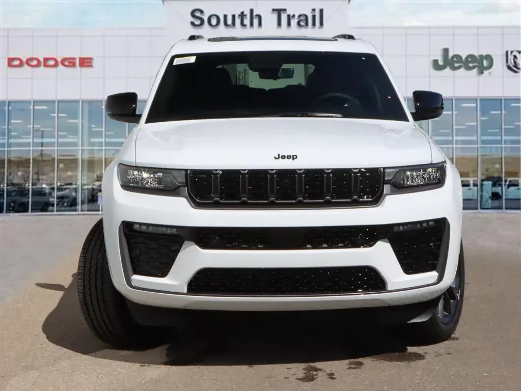 Jeep Grand Cherokee 2026 photo 2