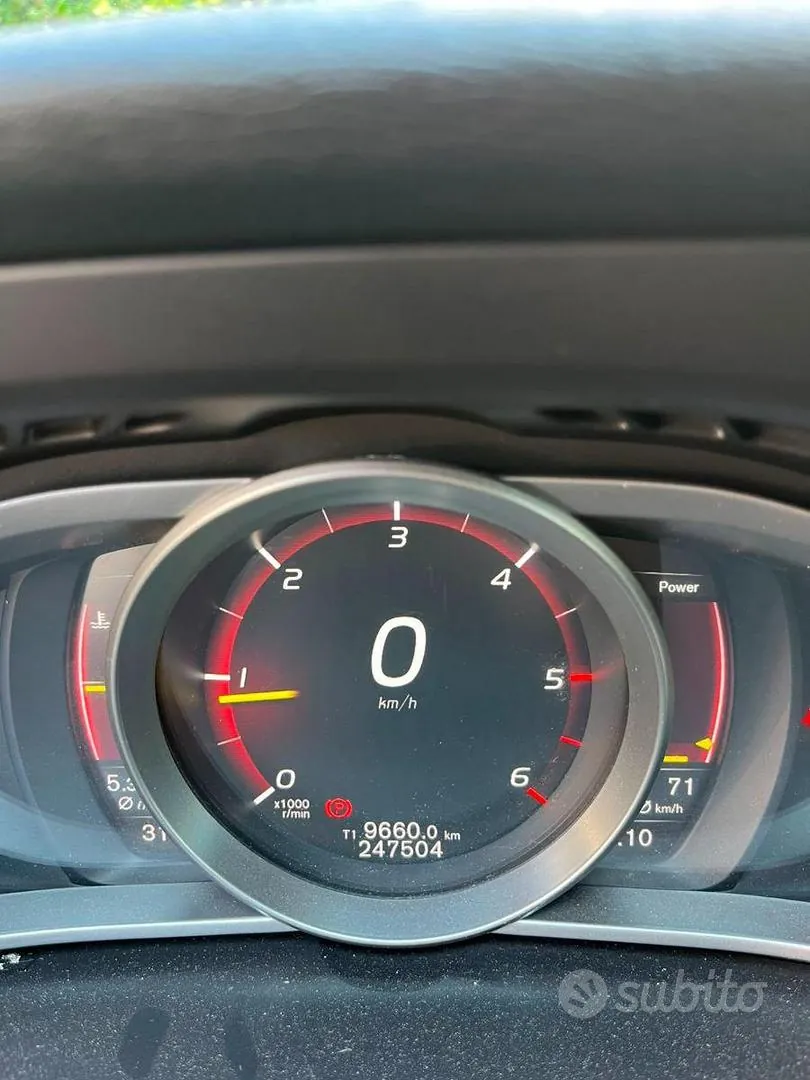 Volvo V40 2017 photo 5