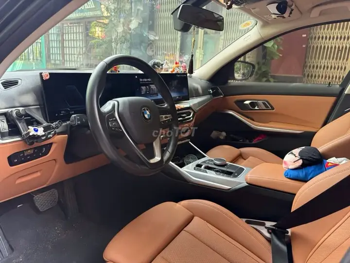 BMW 3 Series 2023 photo 4