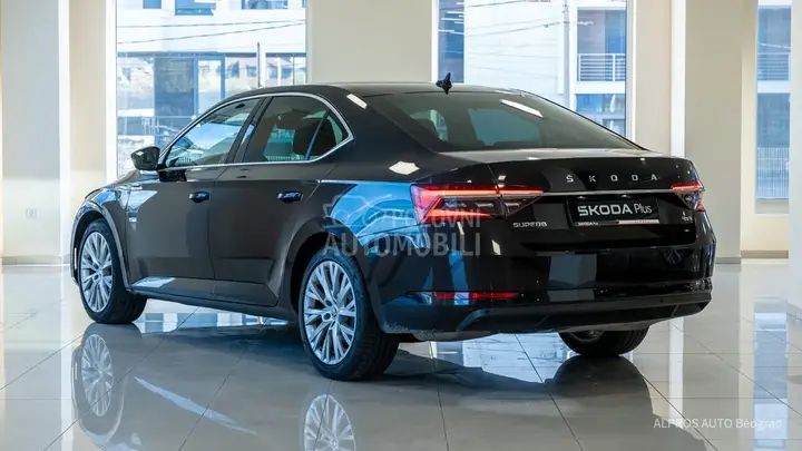 Skoda Superb 2022 photo 5