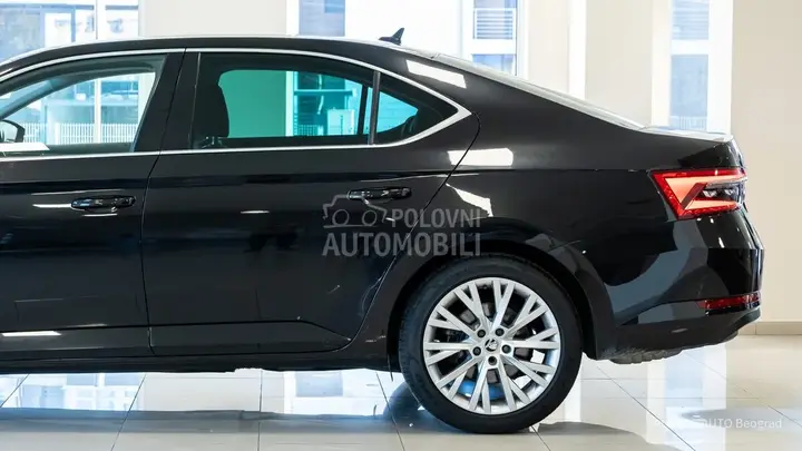 Skoda Superb 2022 photo 4